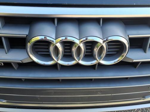 2018 Audi Q5 2.0T Tech Premium