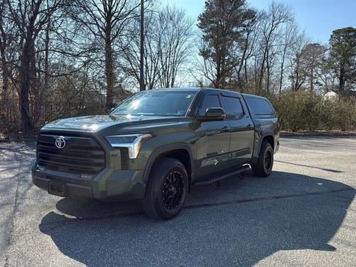 2022 Toyota Tundra SR5