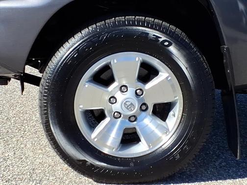 2014 Toyota Tacoma Base