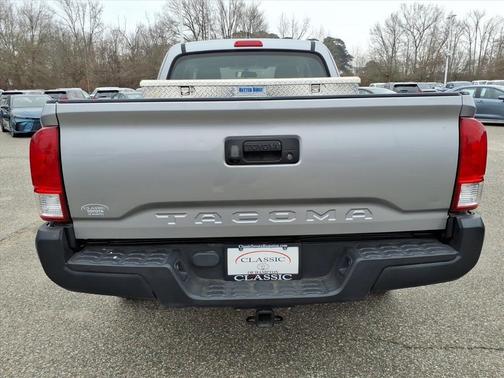 2017 Toyota Tacoma SR5