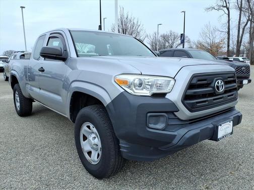 2017 Toyota Tacoma SR5