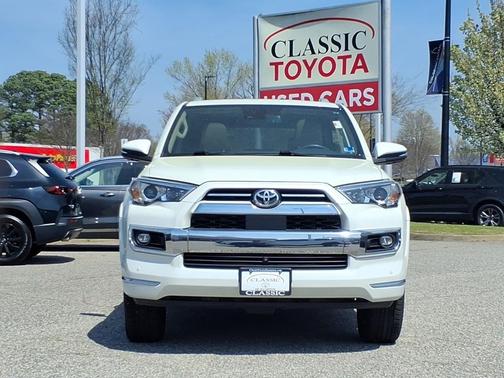 Blizzard Pearl 2022 Toyota 4Runner Limited