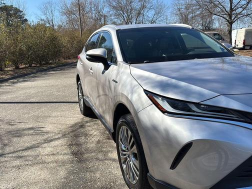 2021 Toyota Venza XLE