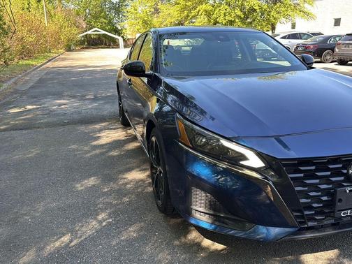 2024 Nissan Altima SR FWD