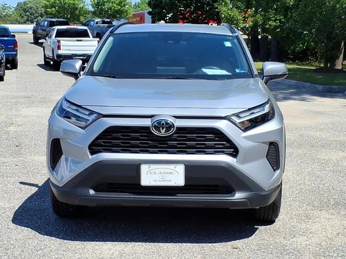 Silver Sky Metallic 2025 Toyota RAV4 XLE