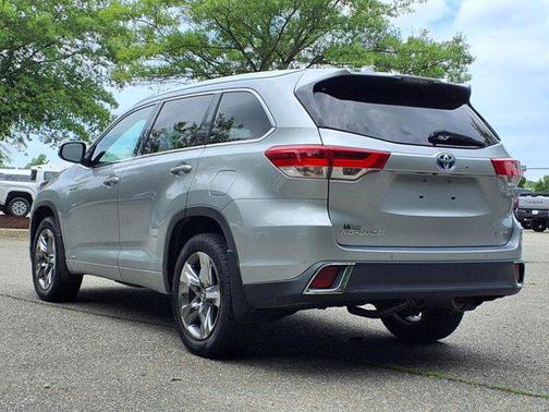 2017 Toyota Highlander Hybrid Platinum