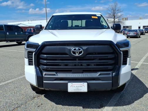 2024 Toyota Tundra SR