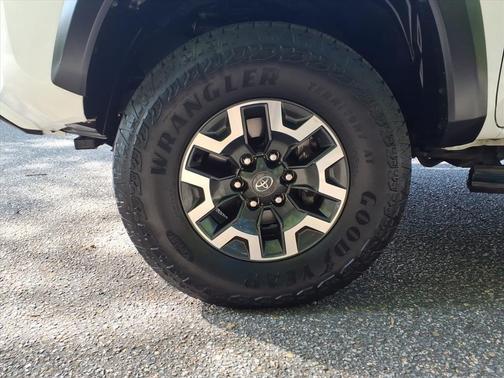 2023 Toyota Tacoma TRD Off Road