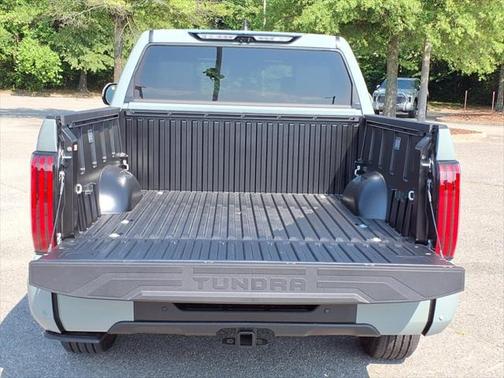 2025 Toyota Tundra Hybrid Platinum