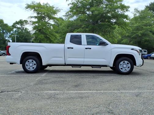 Ice Cap 2024 Toyota Tundra SR