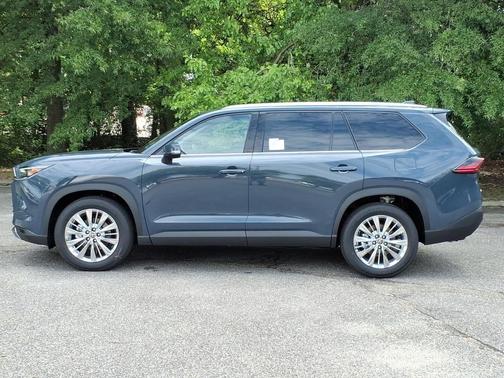 Storm Cloud 2026 Toyota Grand Highlander Platinum