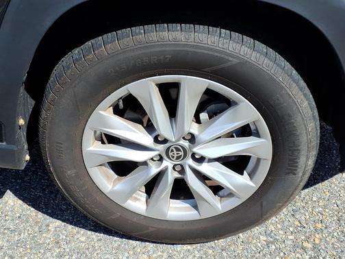 Jet Black 2022 Toyota Corolla Cross LE