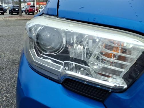 2016 Toyota Tacoma SR5