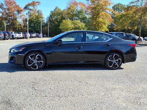 2024 Nissan Altima SR FWD