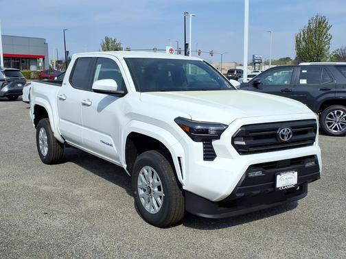 Ice Cap 2026 Toyota Tacoma SR5