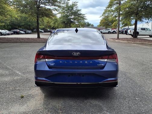 2023 Hyundai ELANTRA HEV Limited
