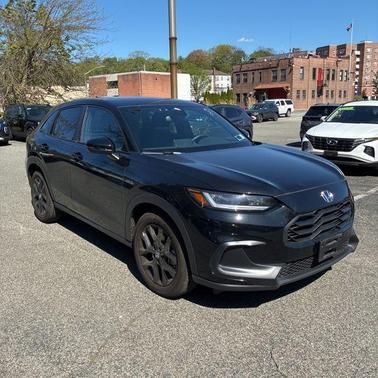Crystal Black Pearl 2025 Honda HR-V AWD Sport
