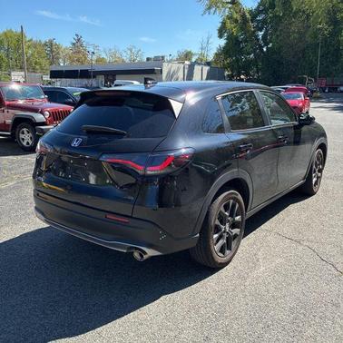 Crystal Black Pearl 2025 Honda HR-V AWD Sport