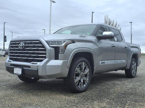 2025 Toyota Tundra Hybrid Capstone