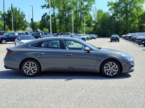 Hampton Gray 2022 Hyundai SONATA SEL