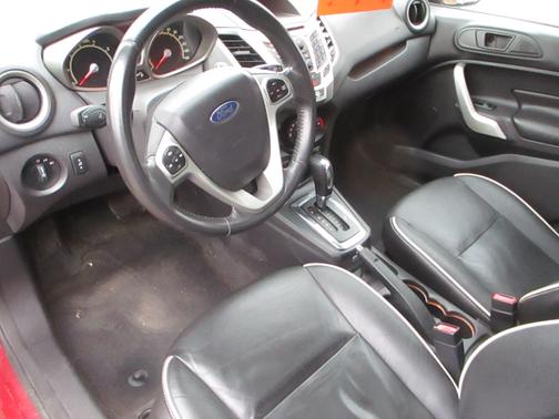 2011 Ford Fiesta SES