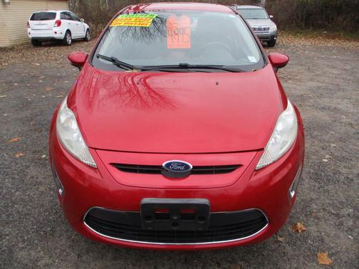 2011 Ford Fiesta SES