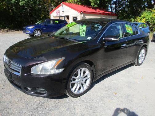 2010 Nissan Maxima SV