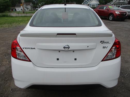 2017 Nissan Versa 1.6 SV