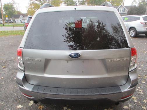 2010 Subaru Forester 2.5 X Limited