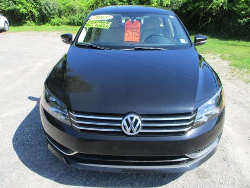 2015 Volkswagen Passat 1.8T Wolfsburg Edition