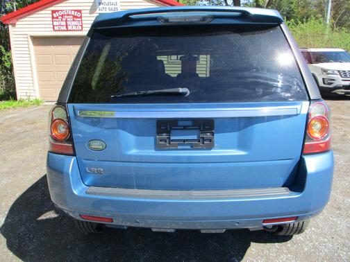 MAURITIUS BLUE METALLIC 2013 Land Rover LR2 HSE