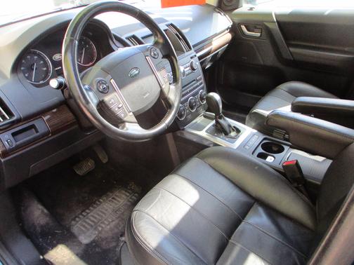 MAURITIUS BLUE METALLIC 2013 Land Rover LR2 HSE