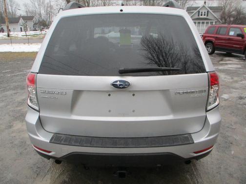 2010 Subaru Forester 2.5 X Limited