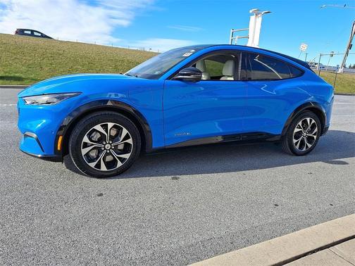 2023 Ford Mustang Mach-E Premium