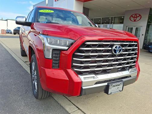 2022 Toyota Tundra Hybrid Capstone