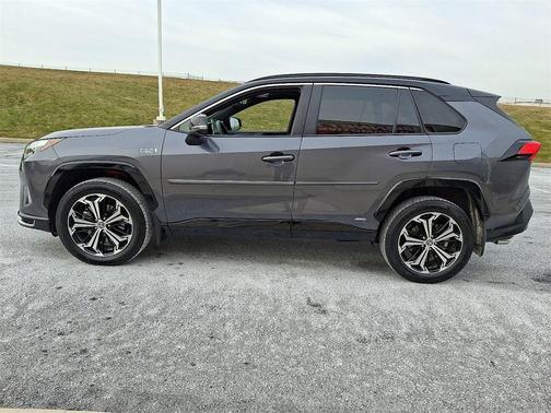 2022 Toyota RAV4 Prime XSE