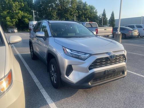 2024 Toyota RAV4 Hybrid XLE