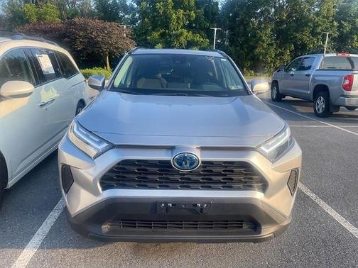 2024 Toyota RAV4 Hybrid XLE