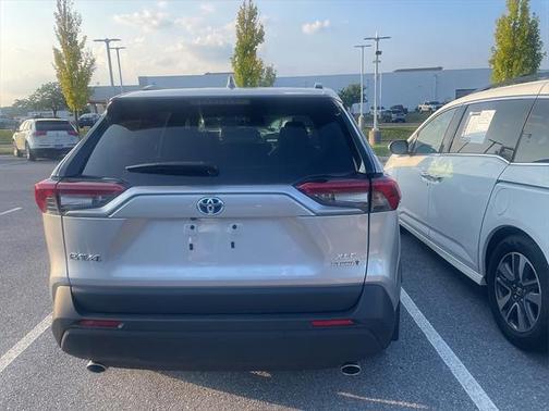 2024 Toyota RAV4 Hybrid XLE