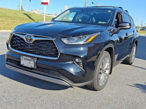 2023 Toyota Highlander Platinum