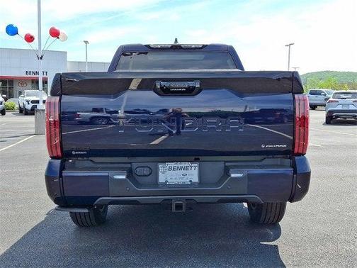 2025 Toyota Tundra Hybrid Platinum
