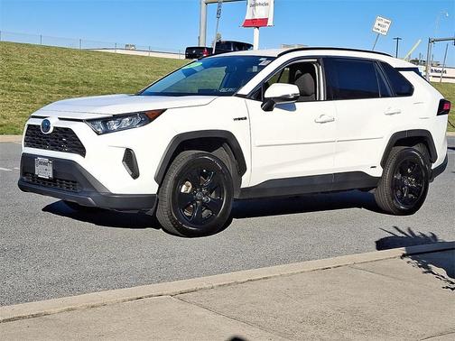 2021 Toyota RAV4 Hybrid LE