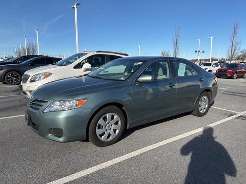 2010 Toyota Camry LE