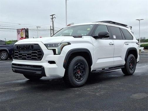 2025 Toyota Sequoia Base