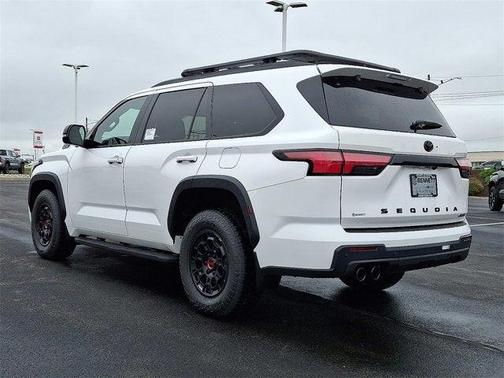 2025 Toyota Sequoia Base
