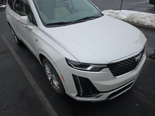 2021 Cadillac XT6 Premium Luxury AWD