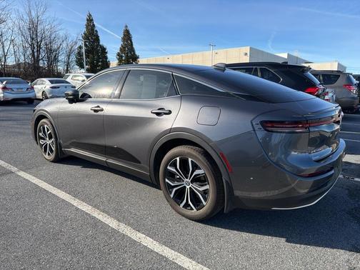 2024 Toyota Crown XLE