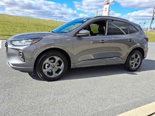 2024 Ford Escape ST-Line Select