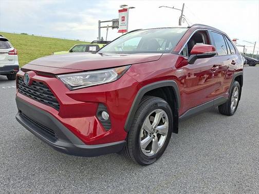 2021 Toyota RAV4 Hybrid XLE Premium