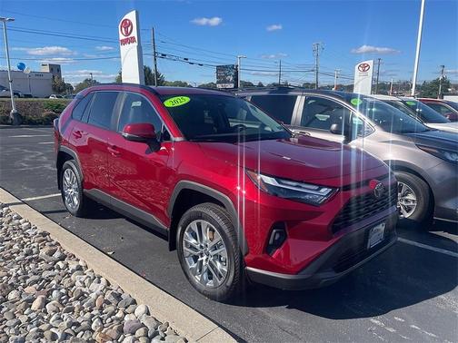 2025 Toyota RAV4 XLE Premium